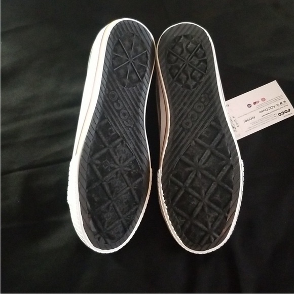 Foco LSU Camo Sneakers - Picture 8 of 16